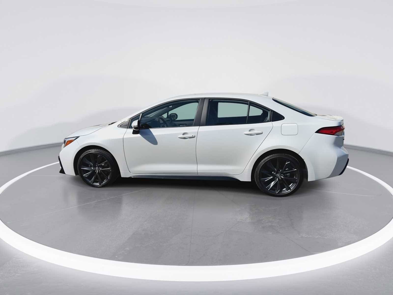 Thumbnail: 2025 Toyota Corolla - 5