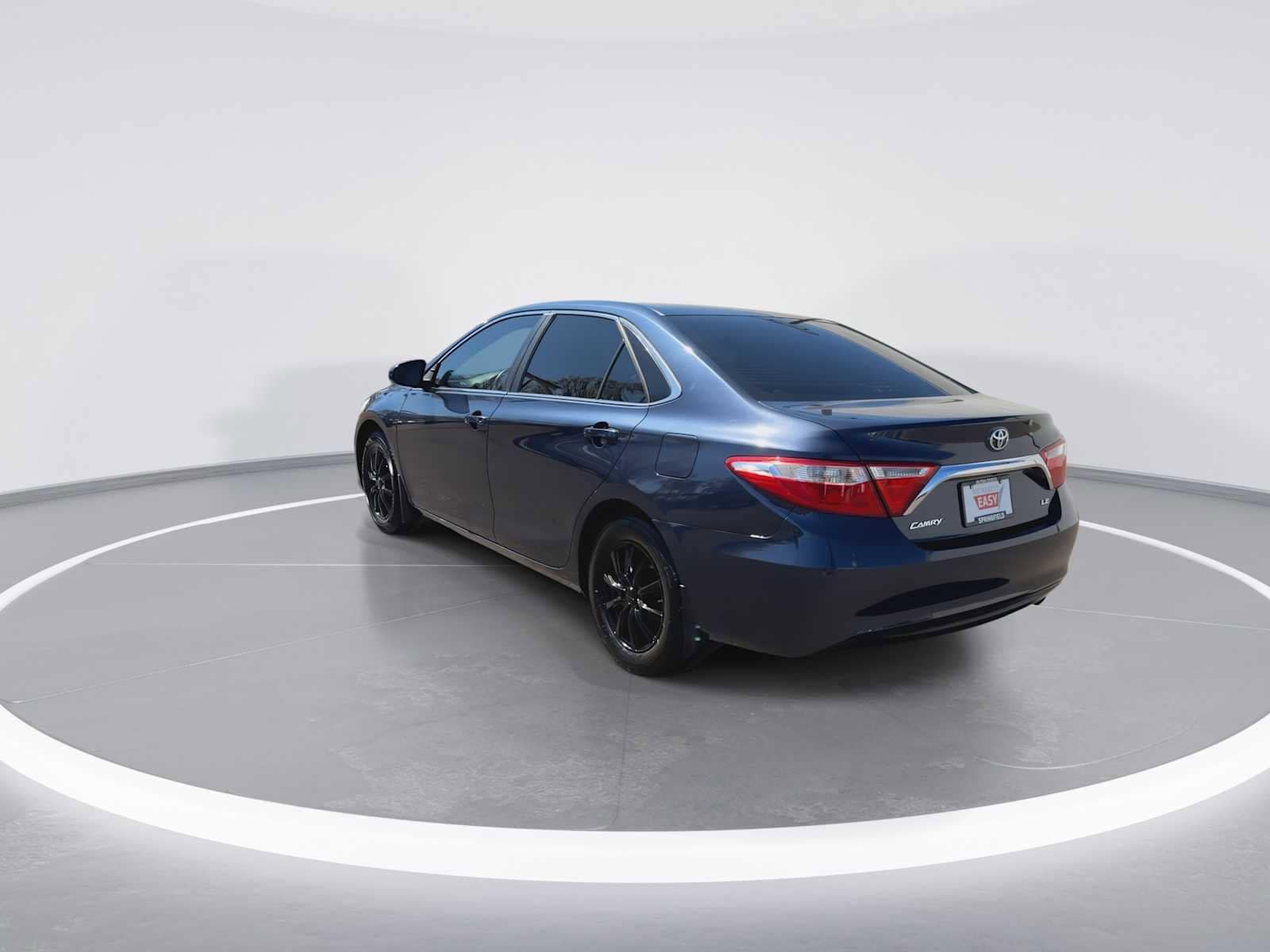 Thumbnail: 2015 Toyota Camry - 6