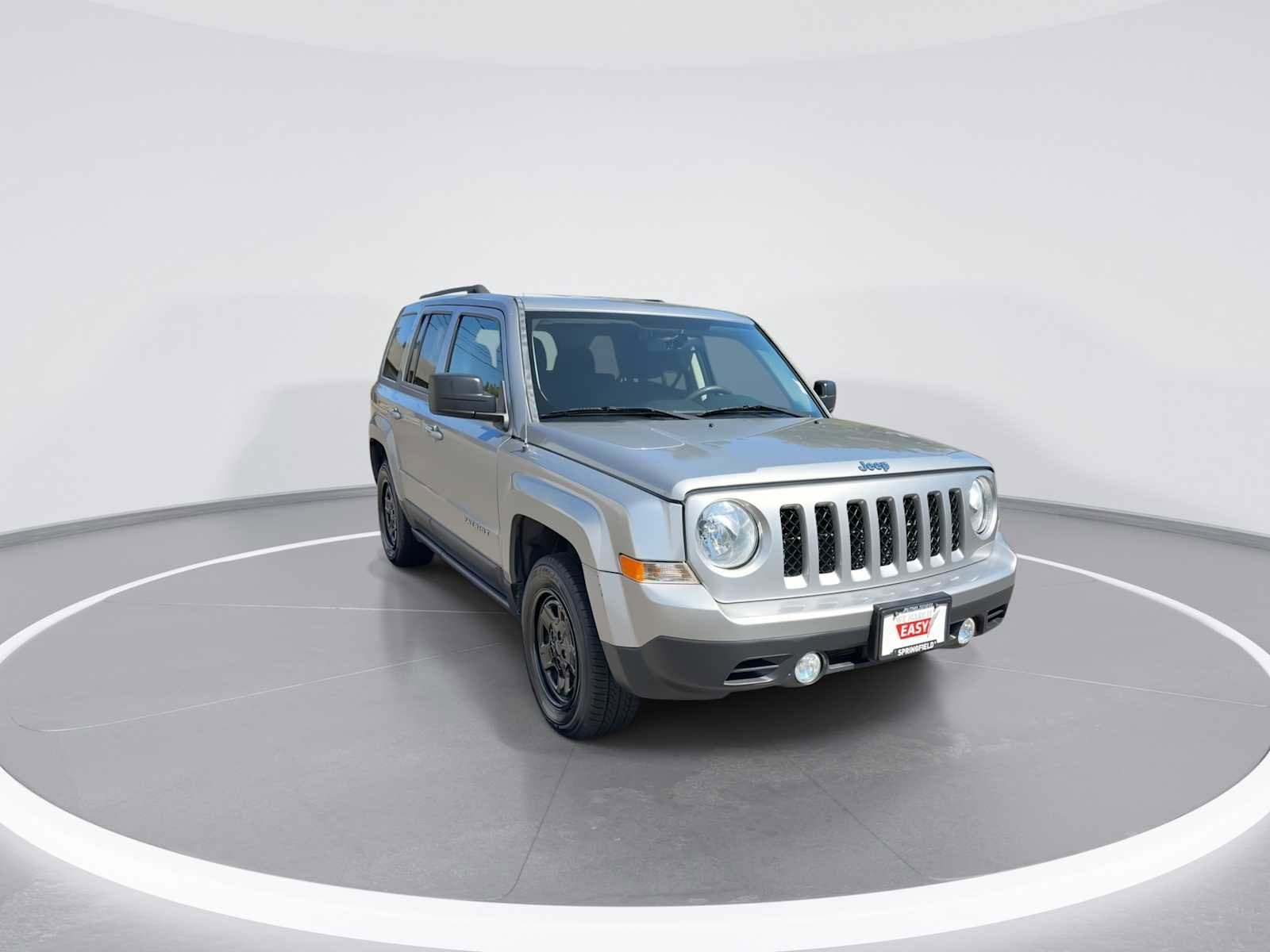 Thumbnail: 2016 Jeep Patriot - 2