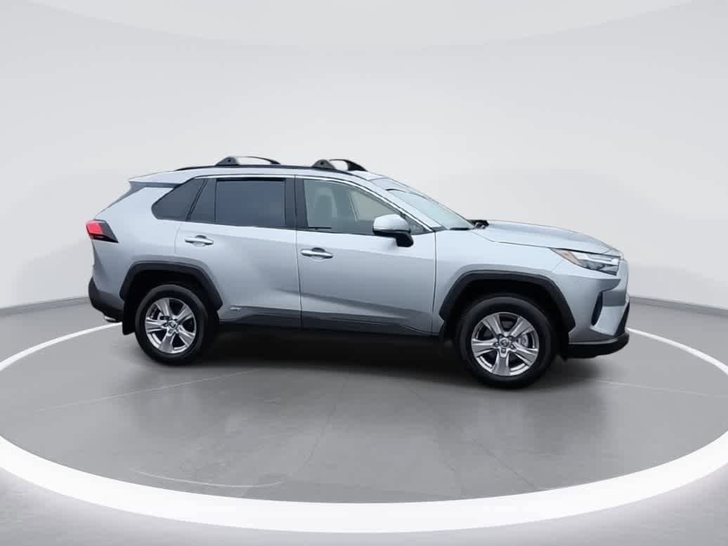 Thumbnail: 2025 Toyota RAV4 - 9