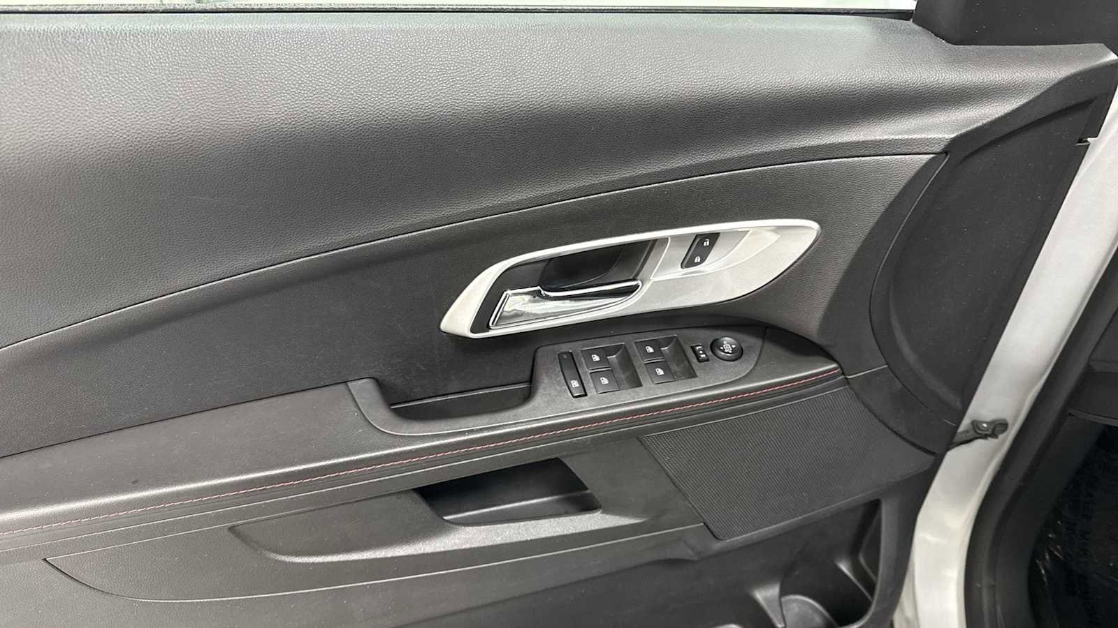 Thumbnail: 2014 Chevrolet Equinox - 15