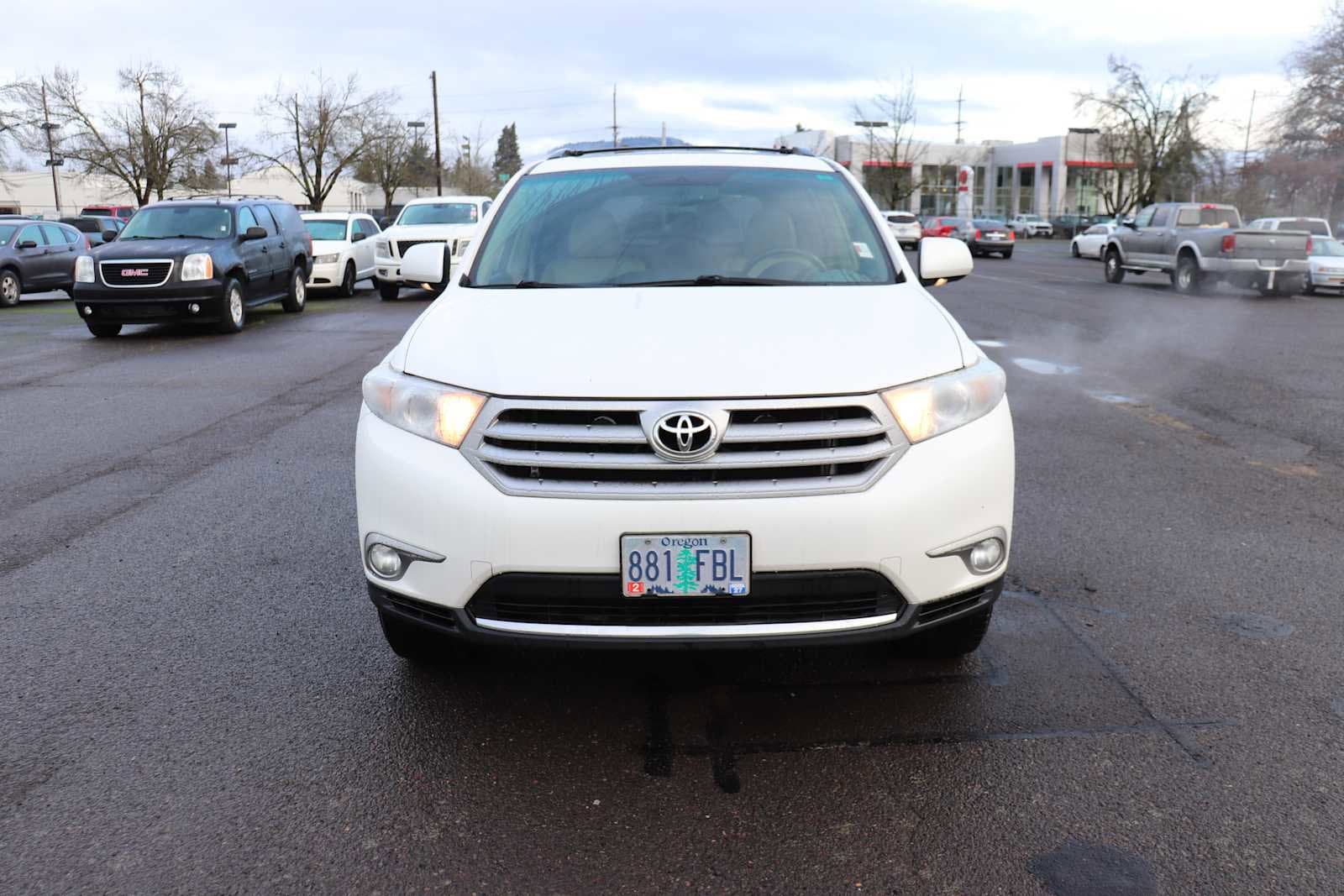 Thumbnail: 2011 Toyota Highlander - 2