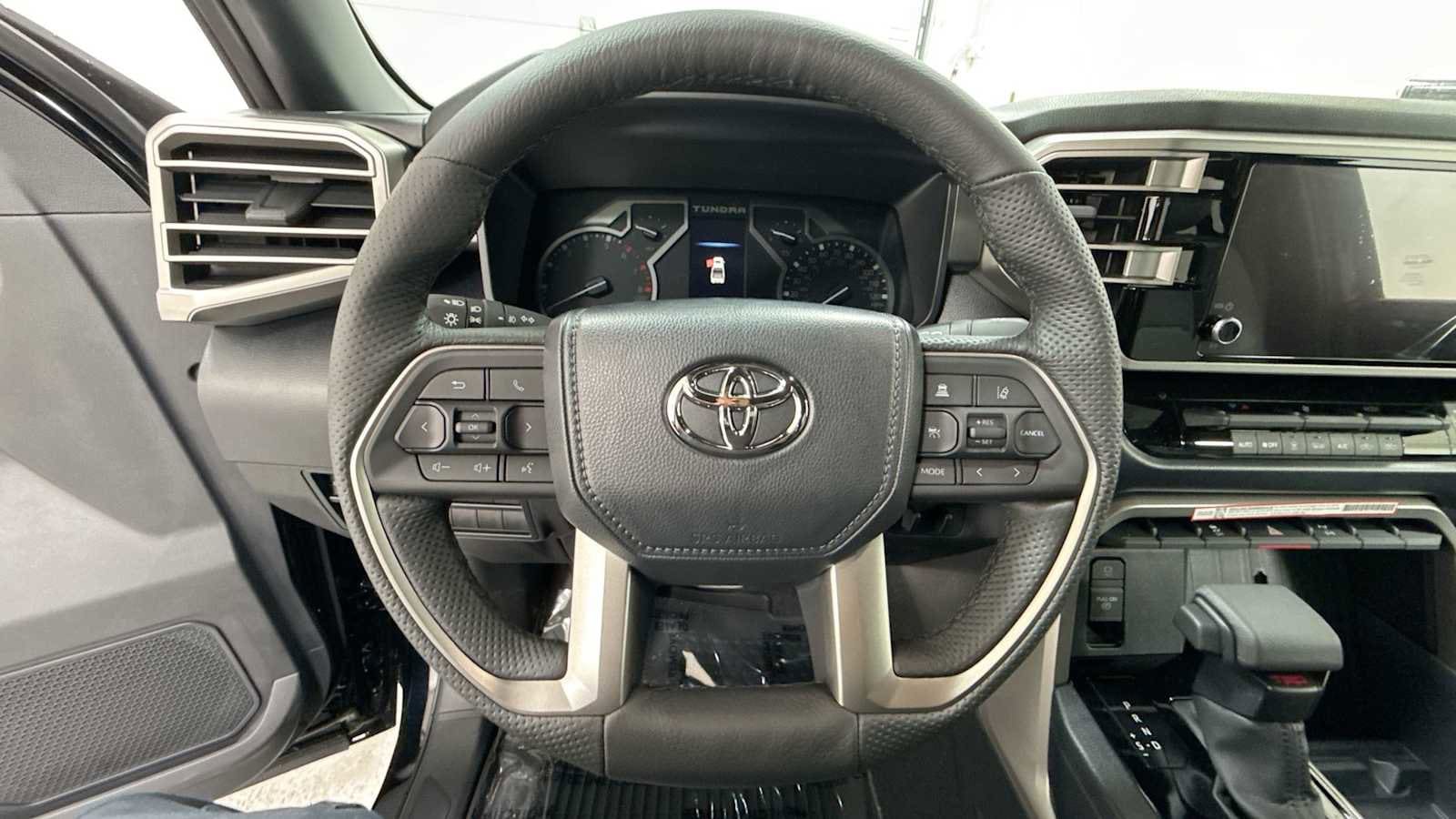 Thumbnail: 2025 Toyota Tundra - 16