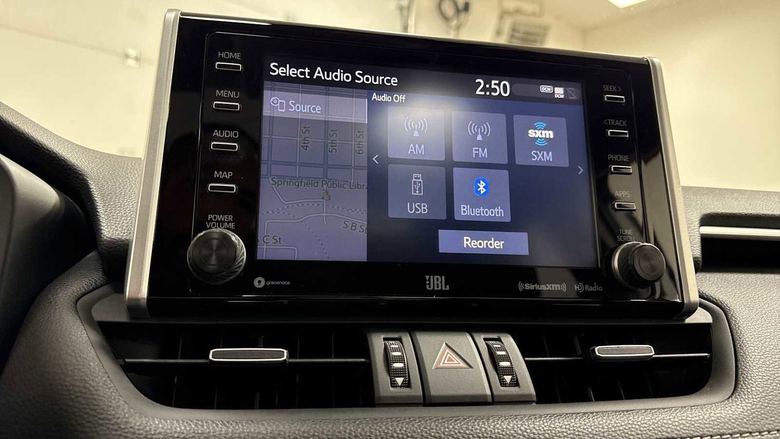 Thumbnail: 2020 Toyota RAV4 - 18