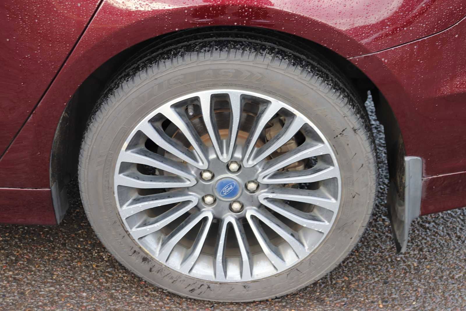 Thumbnail: 2017 Ford Fusion - 9