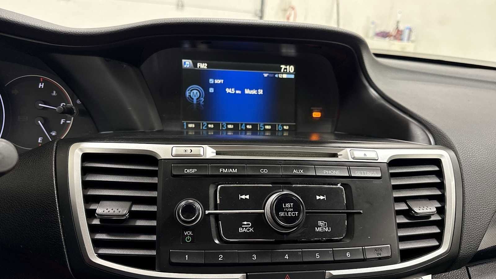 Thumbnail: 2013 Honda Accord - 18