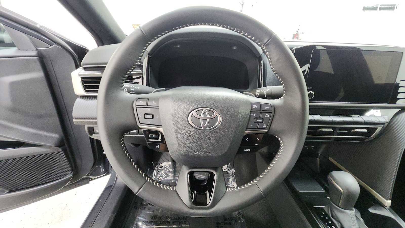 Thumbnail: 2025 Toyota Camry - 16