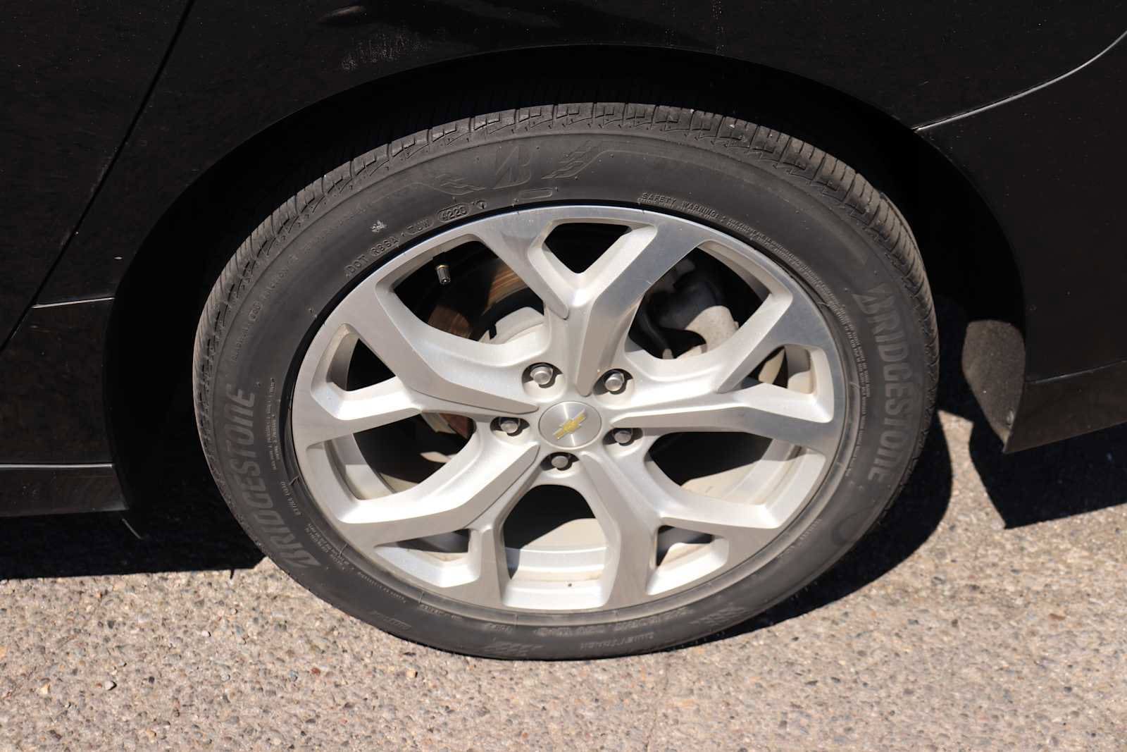 Thumbnail: 2016 Chevrolet Volt - 9