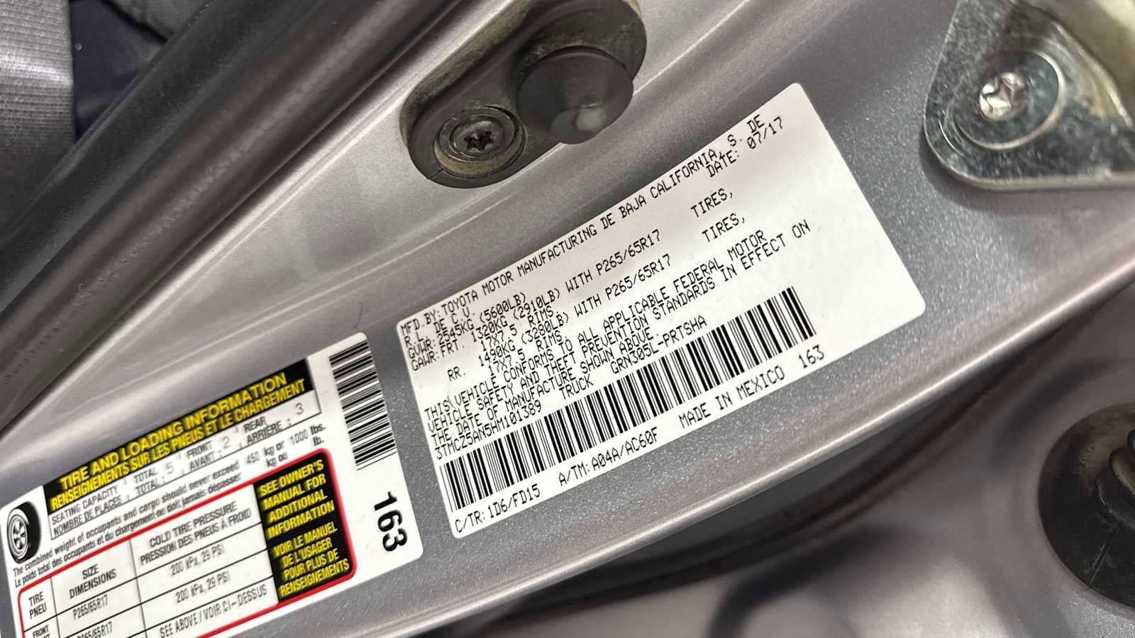 Thumbnail: 2017 Toyota Tacoma - 11