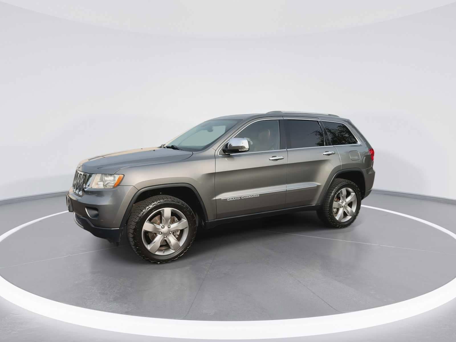 Thumbnail: 2013 Jeep Grand Cherokee - 4