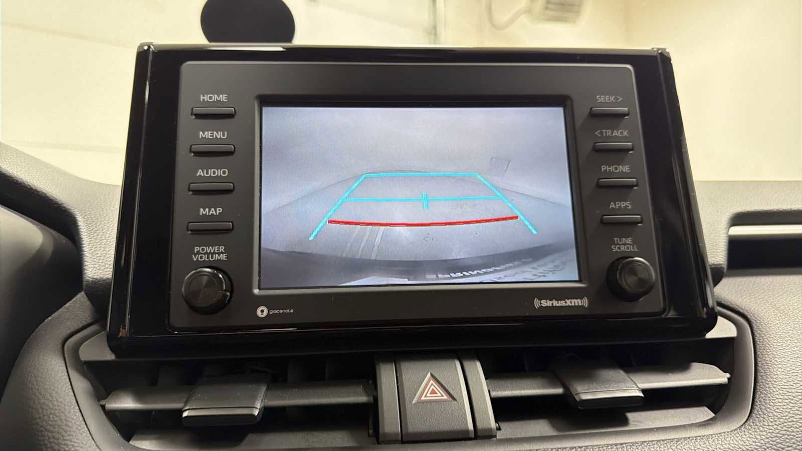 Thumbnail: 2022 Toyota RAV4 - 19