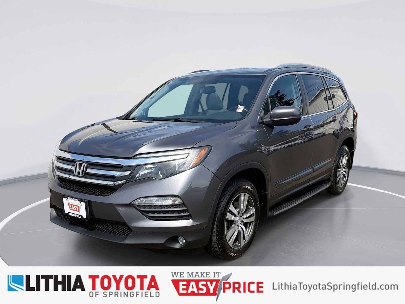 Thumbnail: 2017 Honda Pilot - 1