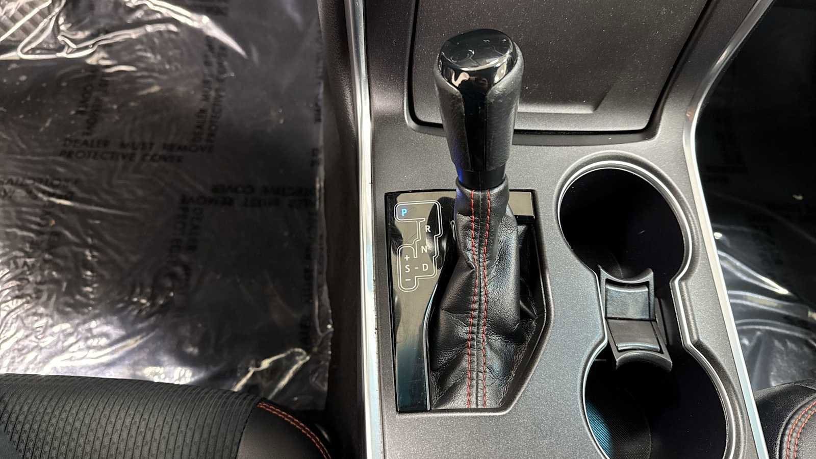 Thumbnail: 2017 Toyota Camry - 21