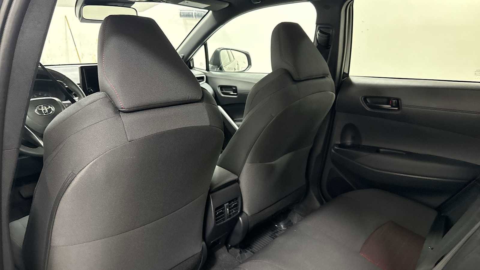 Thumbnail: 2025 Toyota Corolla Cross - 26