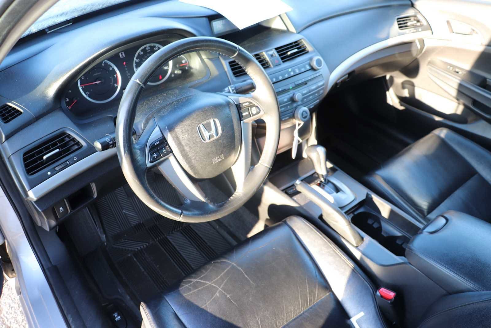 Thumbnail: 2012 Honda Accord - 10