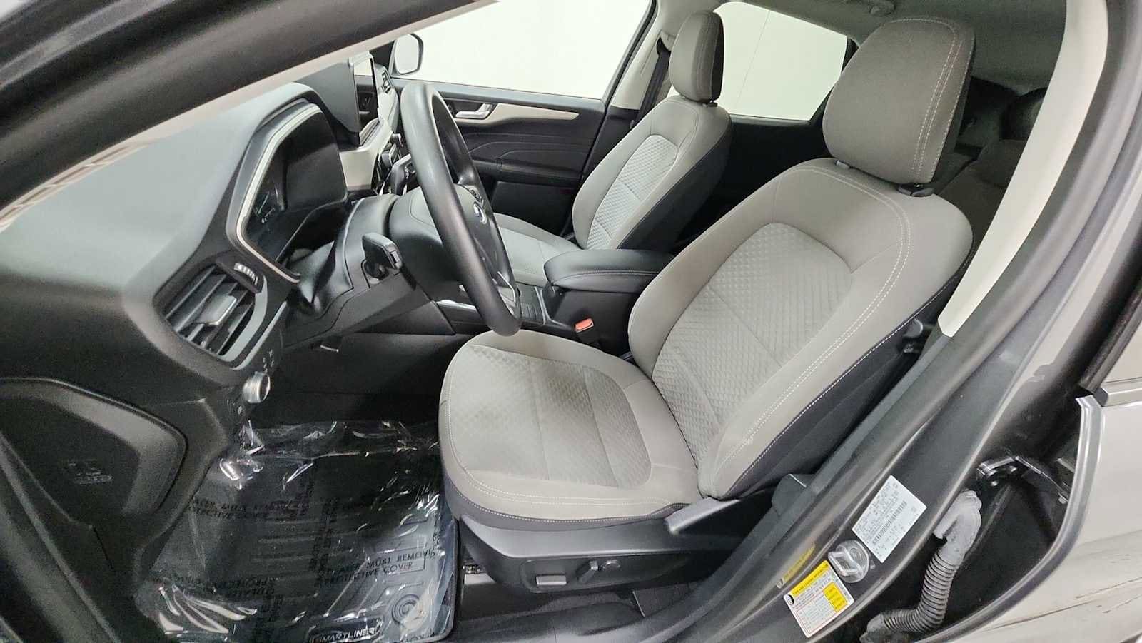 Thumbnail: 2021 Ford Escape - 13