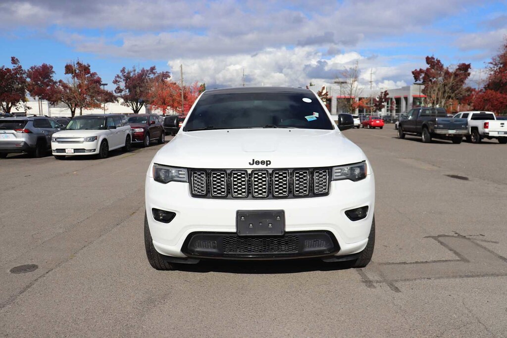 Used 2017 Jeep Grand Cherokee Laredo 4x4 SUV