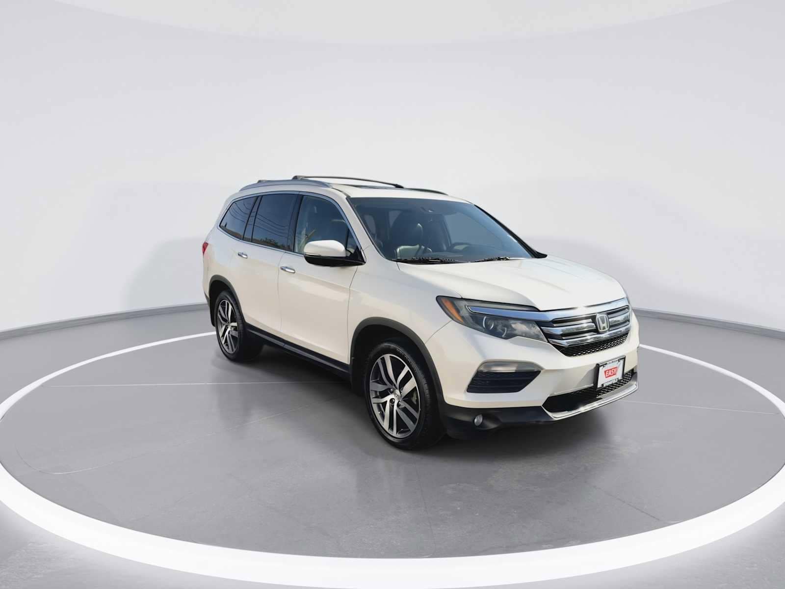 Thumbnail: 2017 Honda Pilot - 2