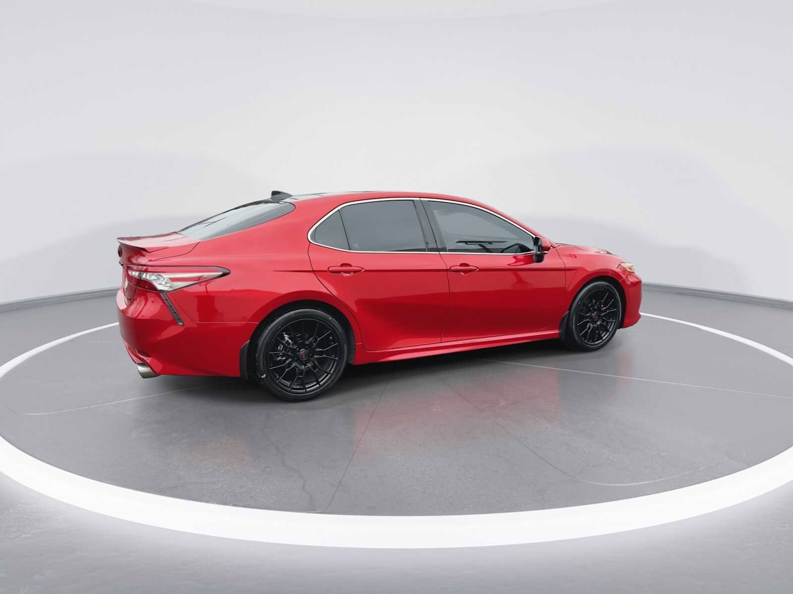 Thumbnail: 2019 Toyota Camry - 8