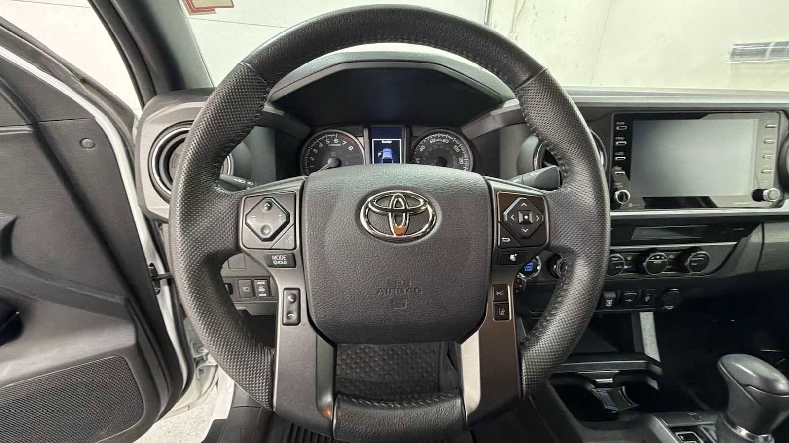 Thumbnail: 2021 Toyota Tacoma - 16