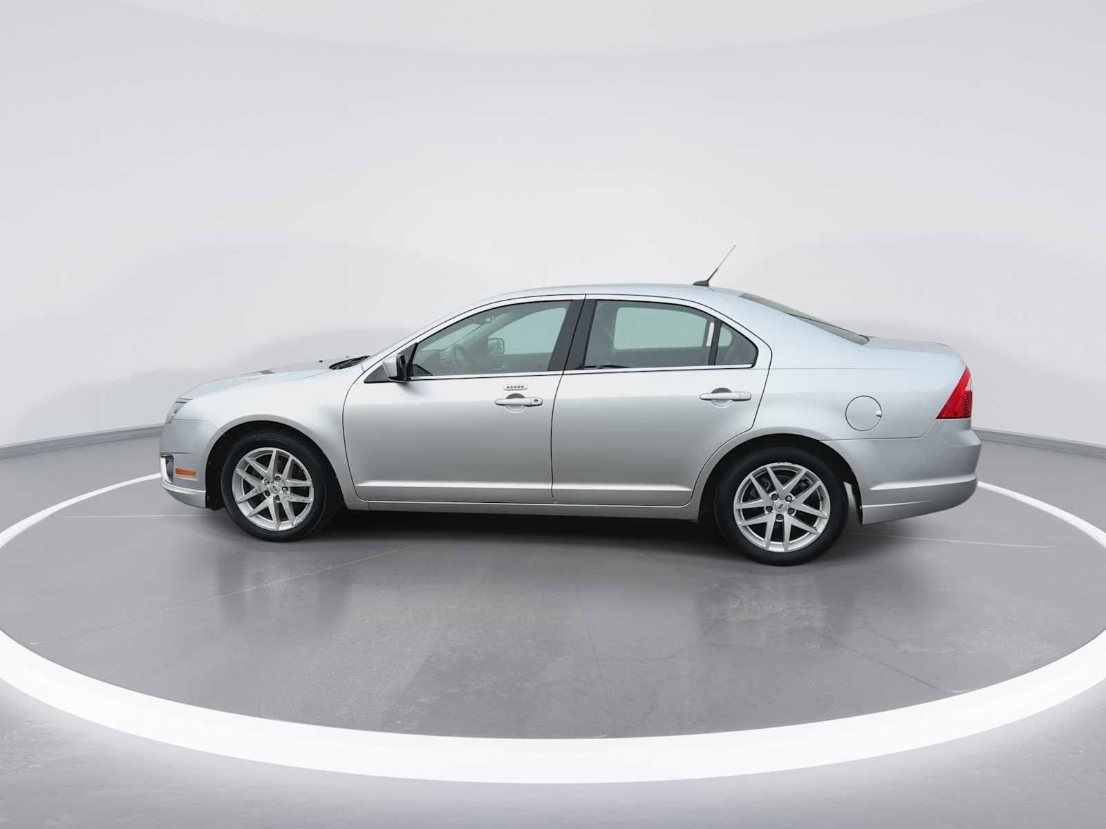 Thumbnail: 2011 Ford Fusion - 5