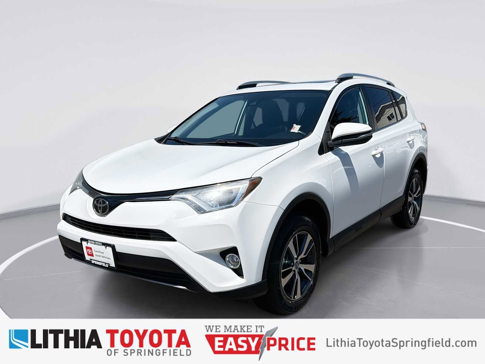 Thumbnail: 2017 Toyota RAV4 - 1