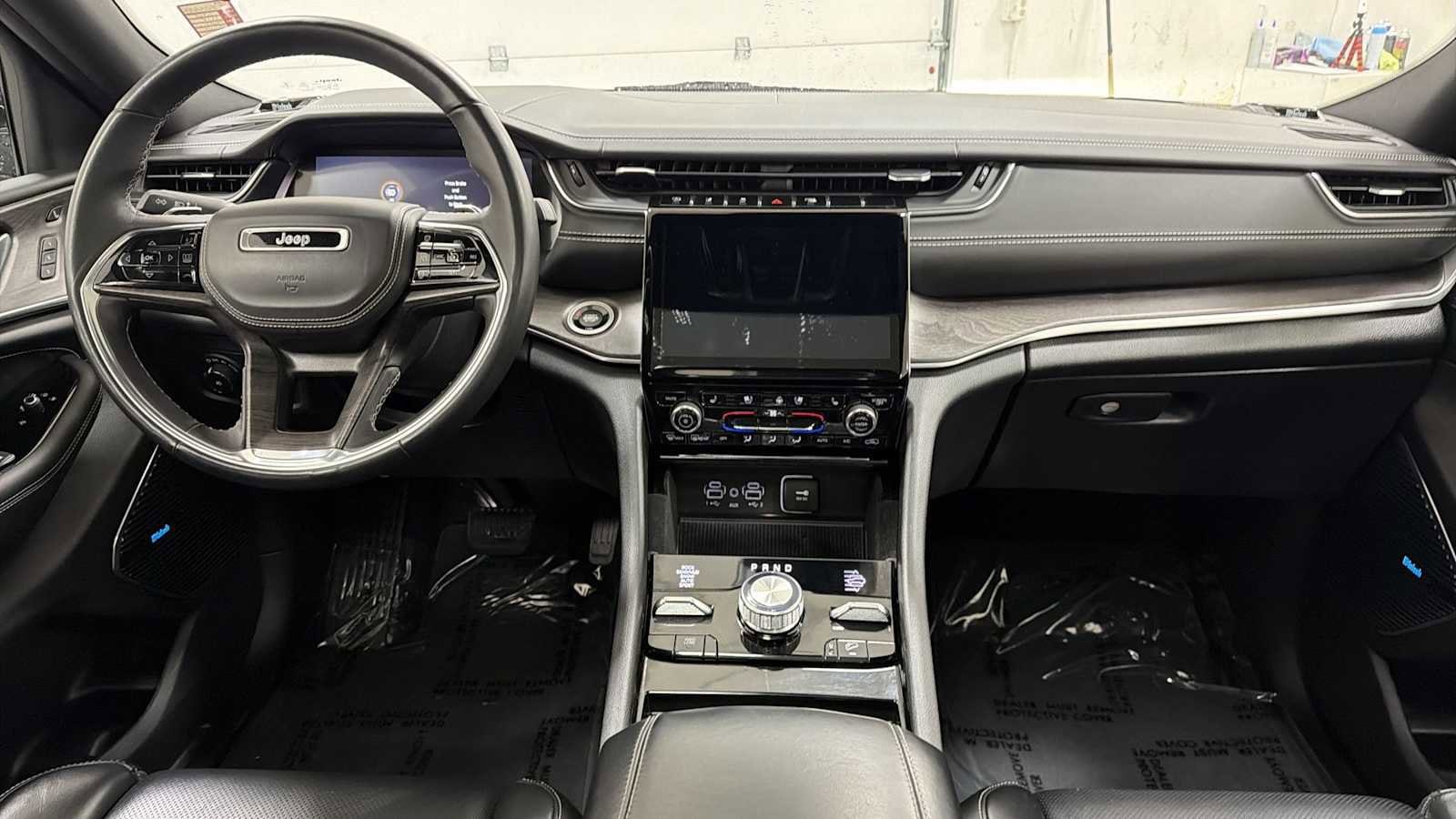 Thumbnail: 2022 Jeep Grand Cherokee - 27