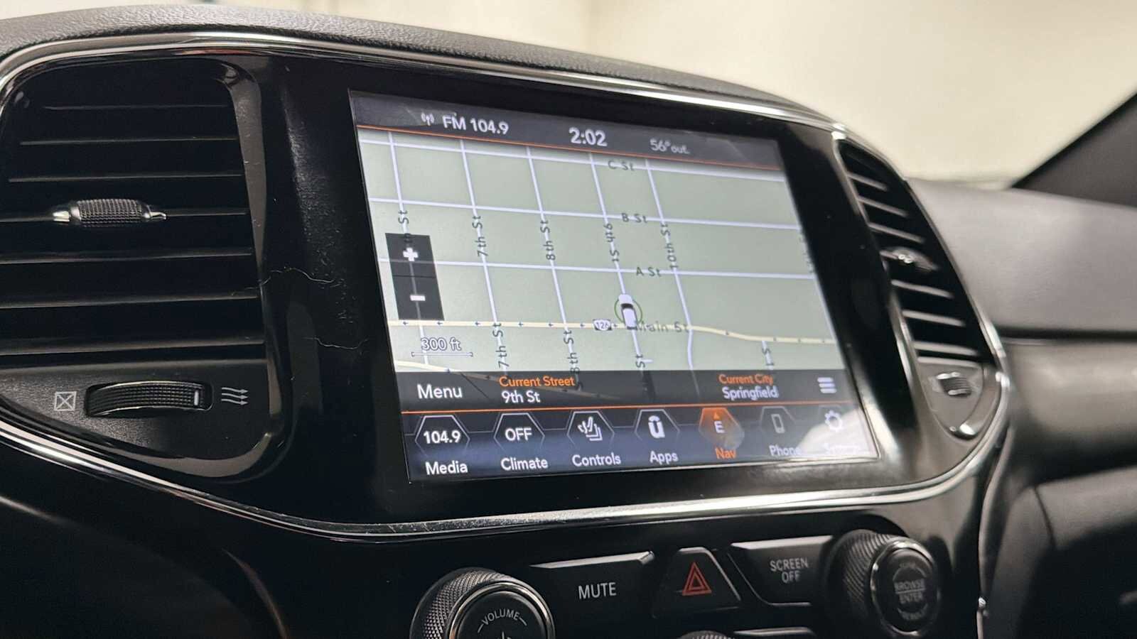 Thumbnail: 2020 Jeep Grand Cherokee - 20