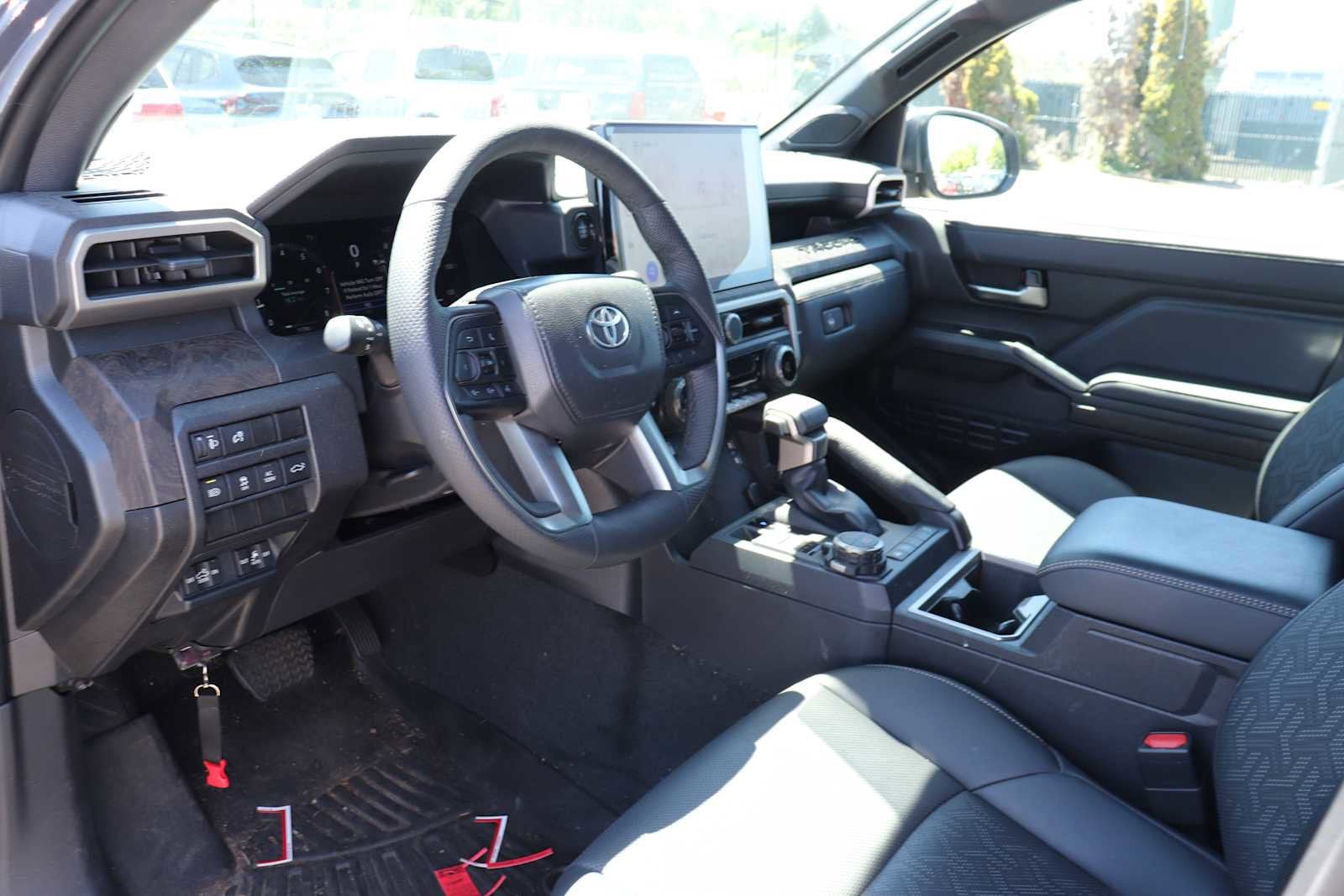 Thumbnail: 2024 Toyota Tacoma - 10