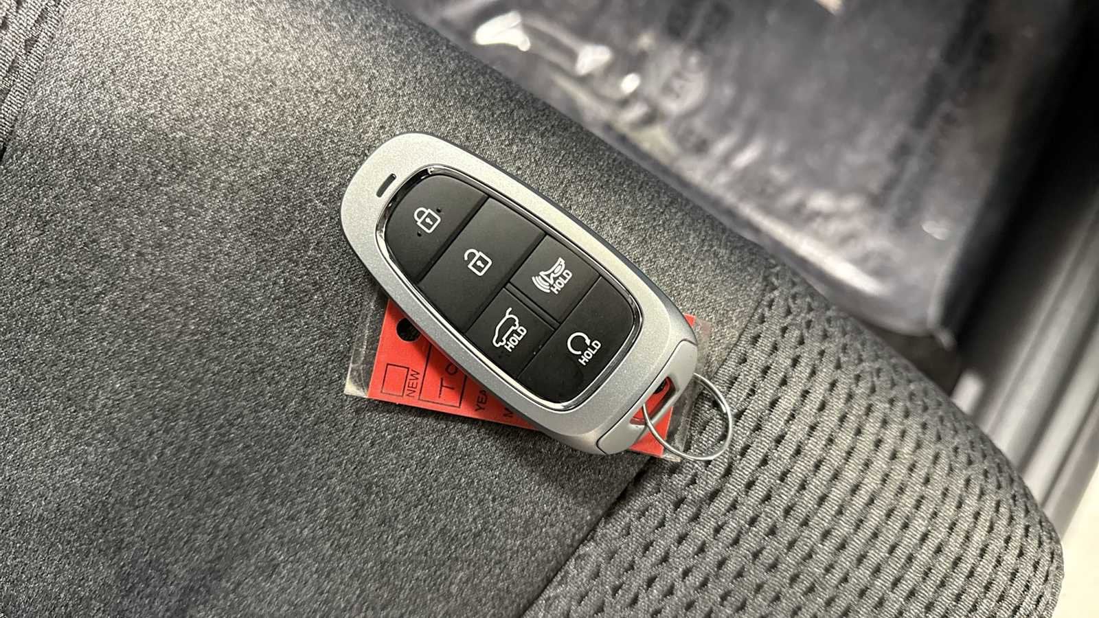 Thumbnail: 2022 Hyundai Santa Fe - 30