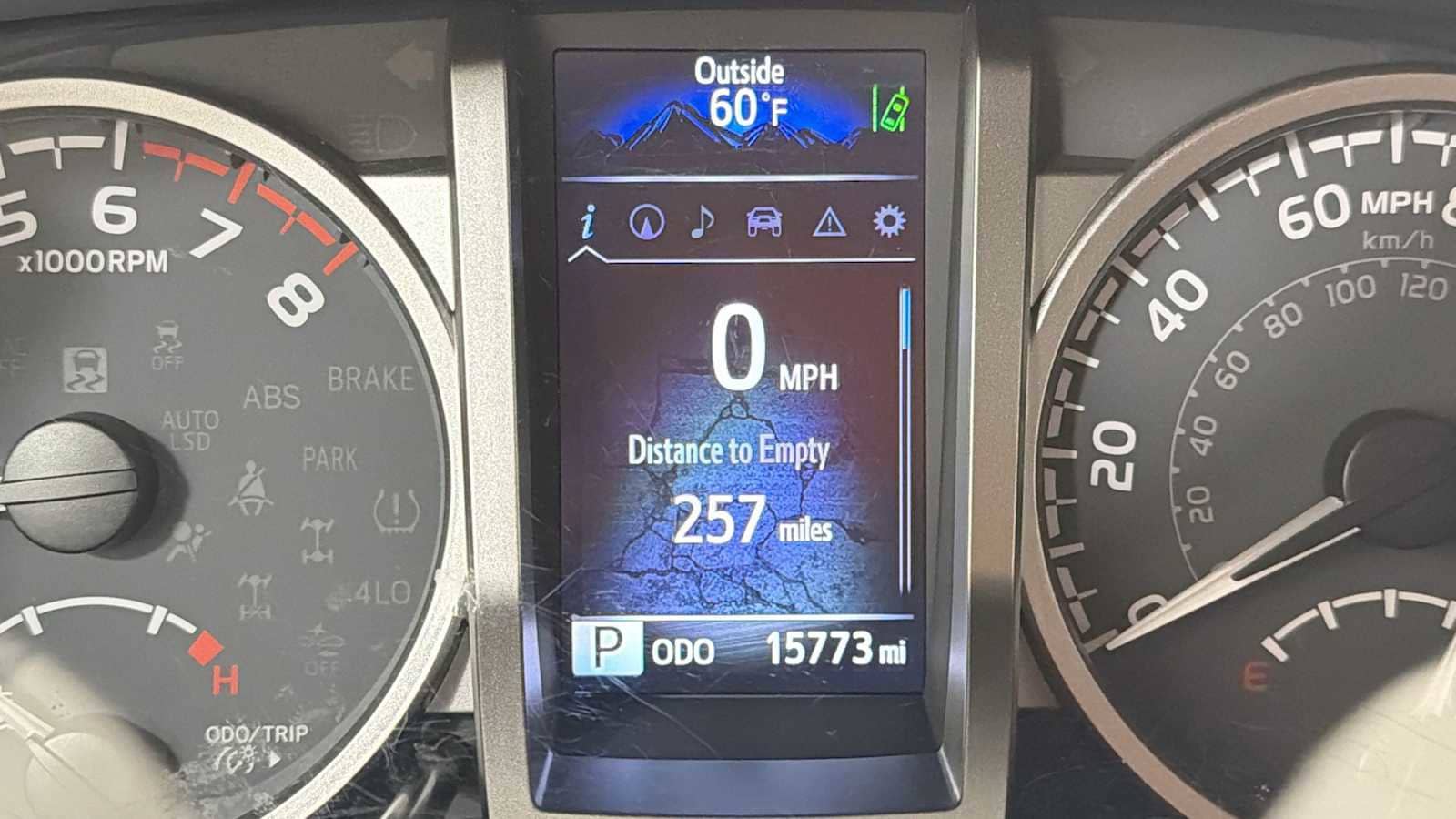 Thumbnail: 2023 Toyota Tacoma - 17