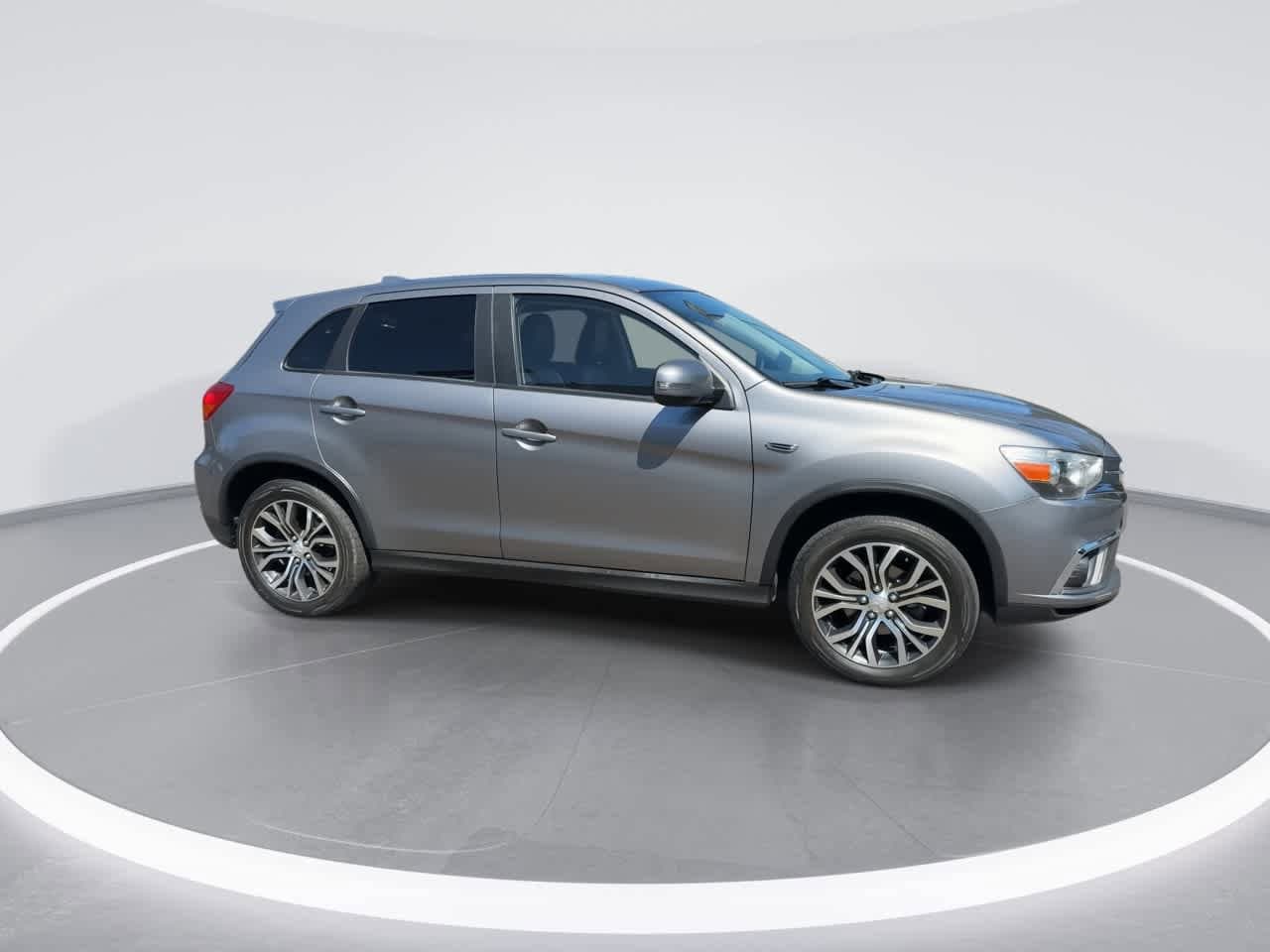 Thumbnail: 2018 Mitsubishi Outlander Sport - 9