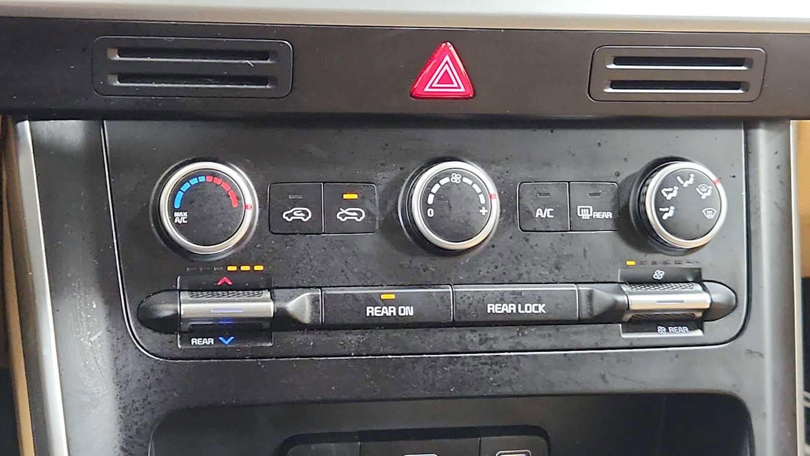 Thumbnail: 2024 Kia Carnival - 20