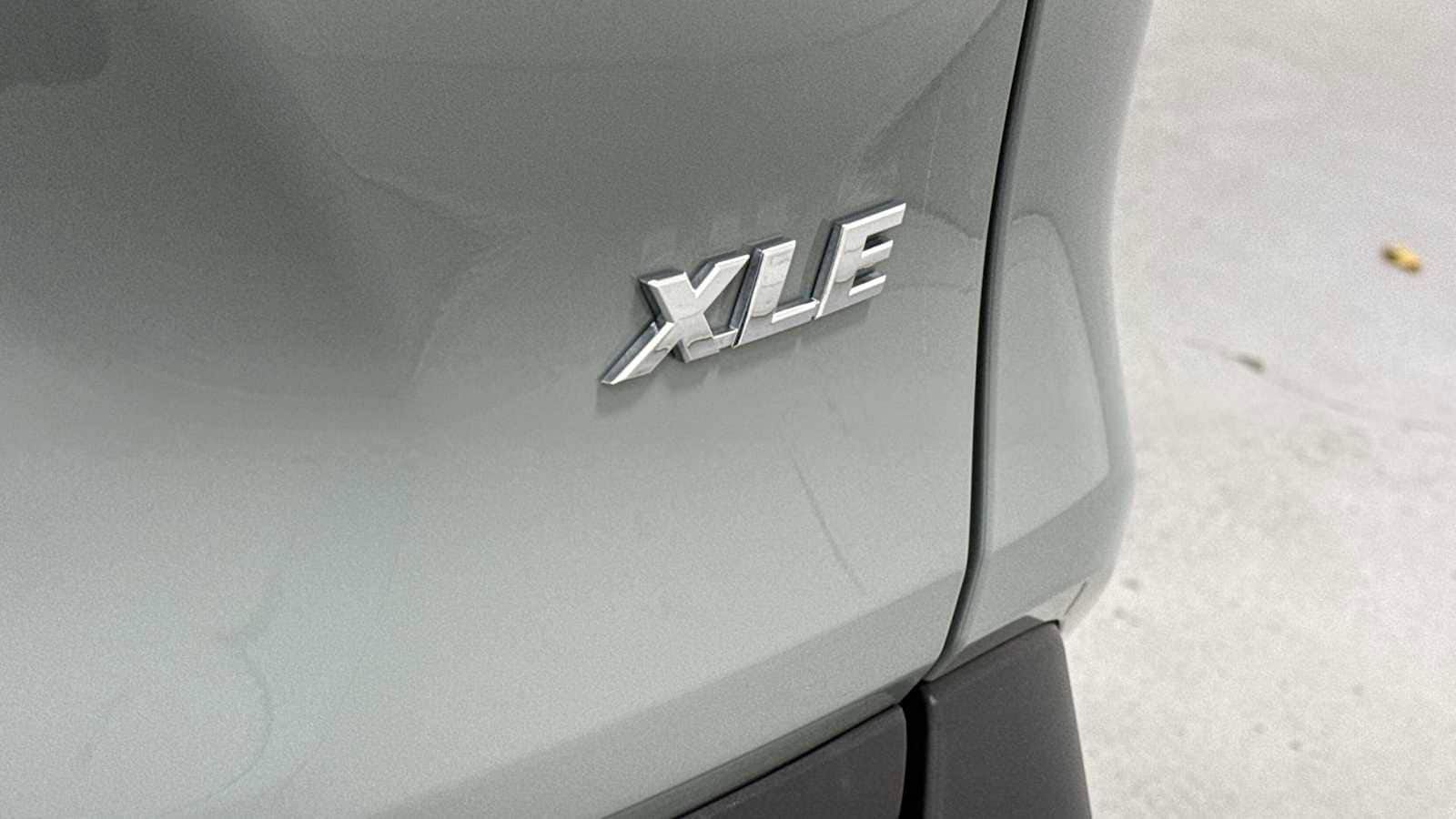 Thumbnail: 2021 Toyota RAV4 - 27