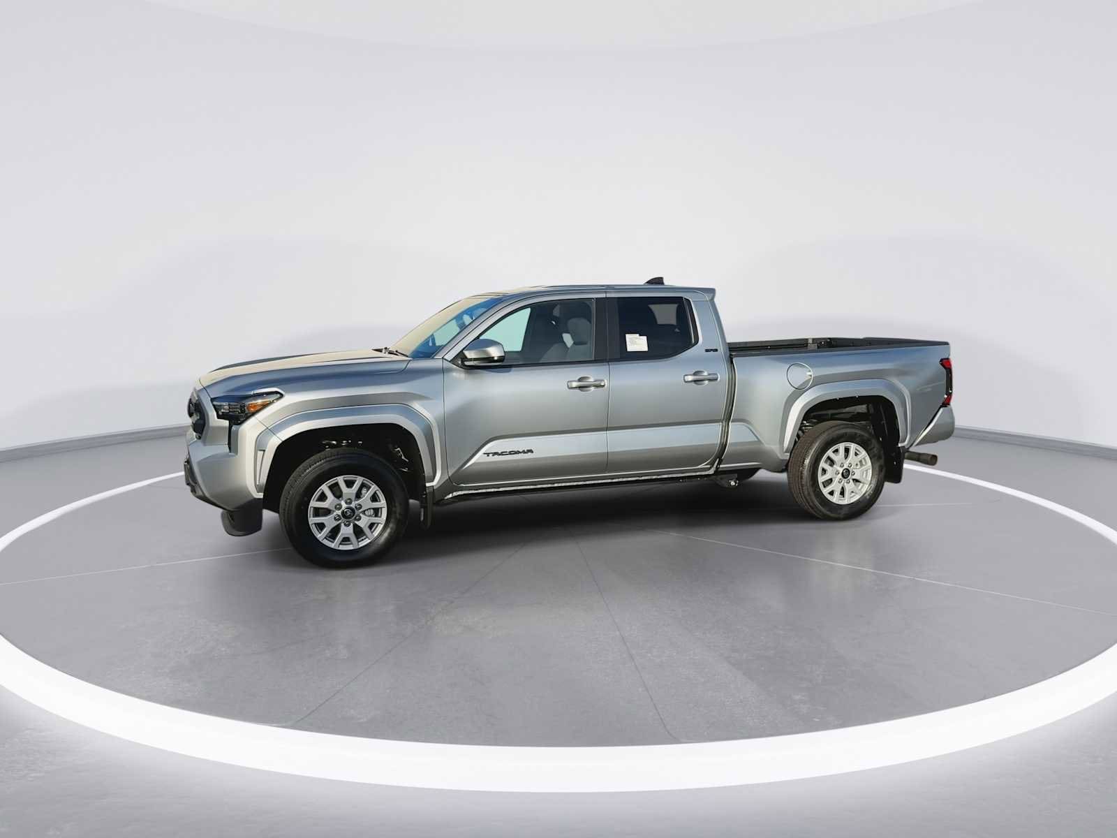 Thumbnail: 2025 Toyota Tacoma - 4