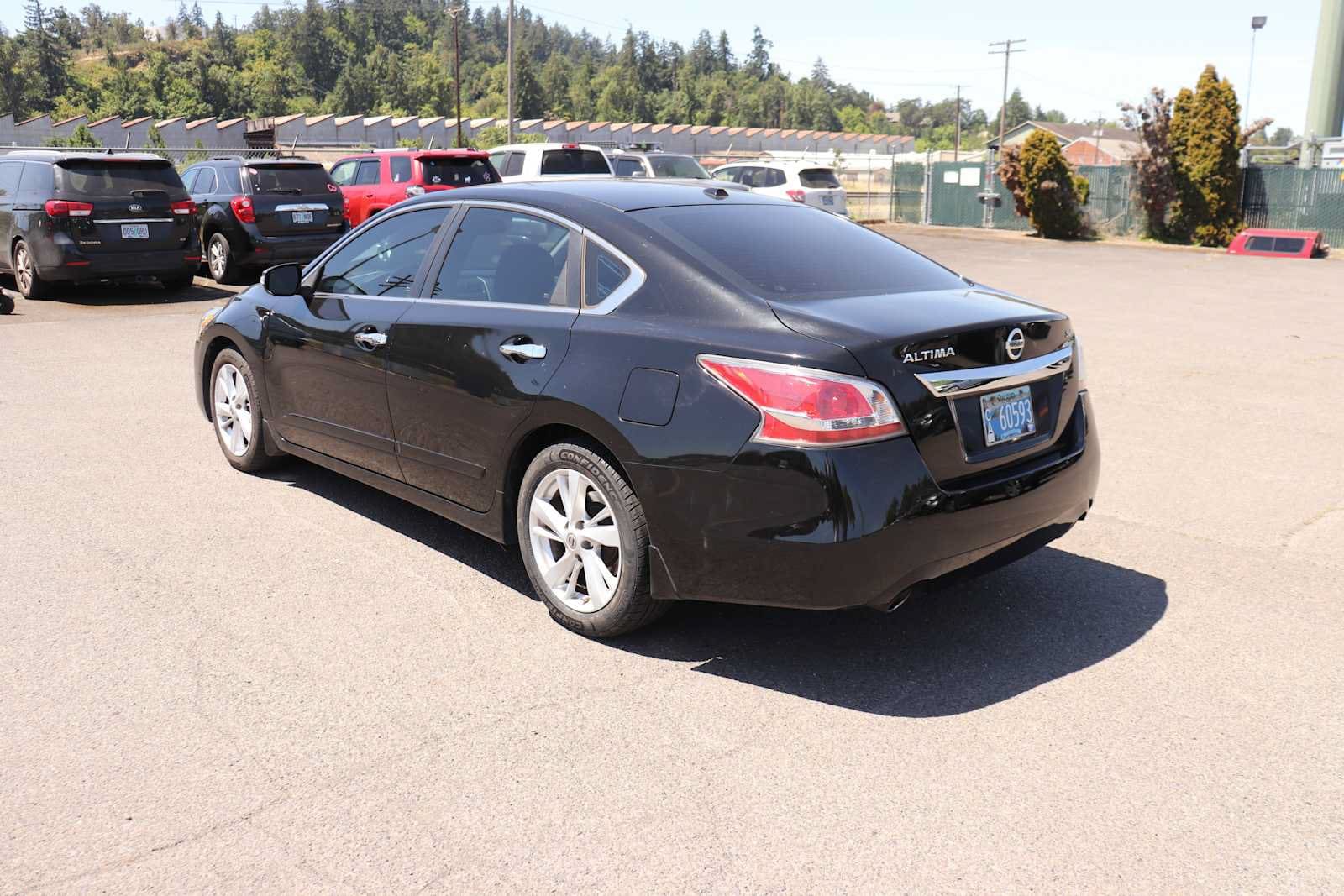 Thumbnail: 2015 Nissan Altima - 6