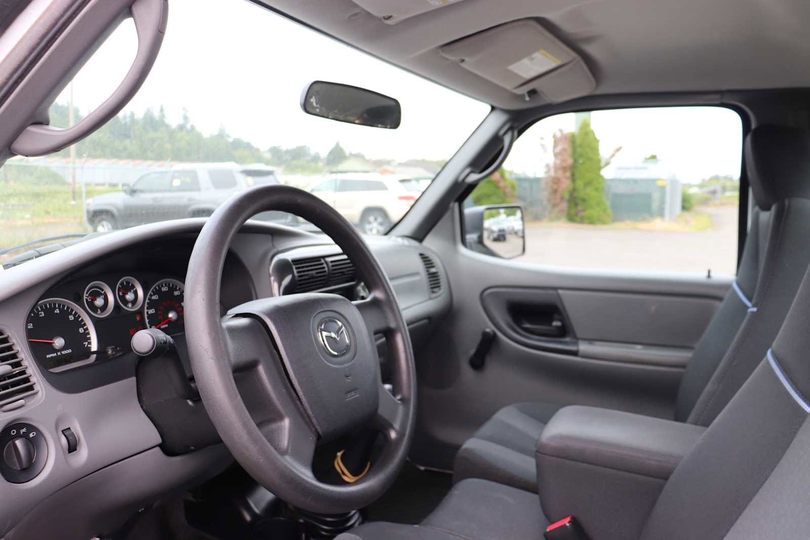 Thumbnail: 2009 Mazda Mazda3 - 10