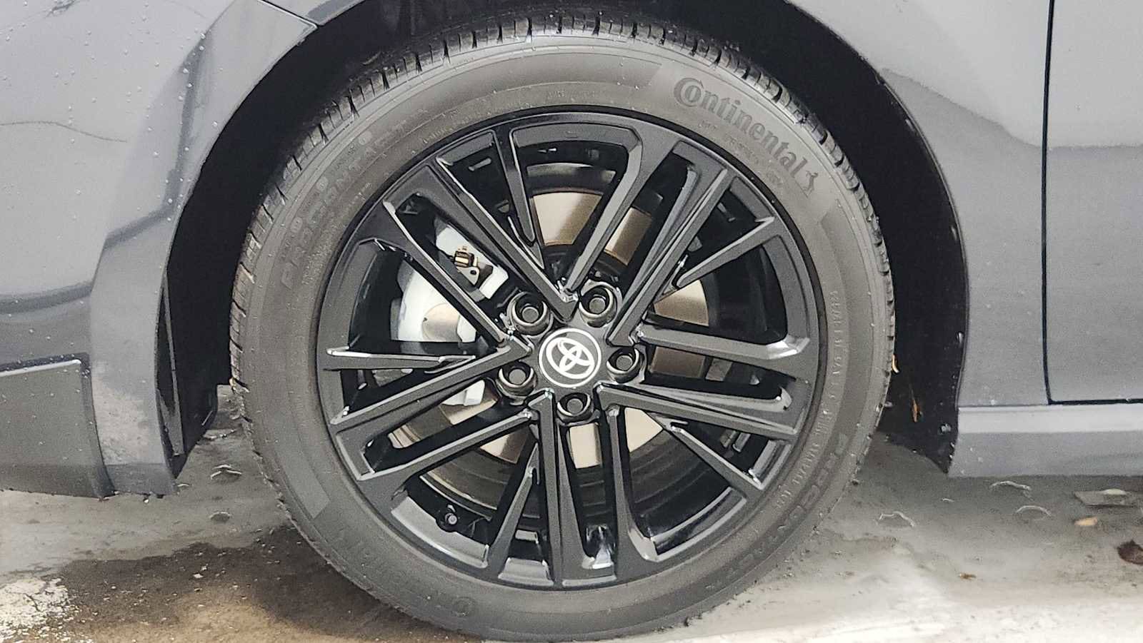 Thumbnail: 2025 Toyota Camry - 10