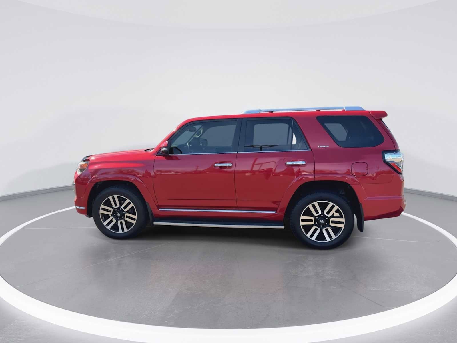 Thumbnail: 2017 Toyota 4Runner - 5