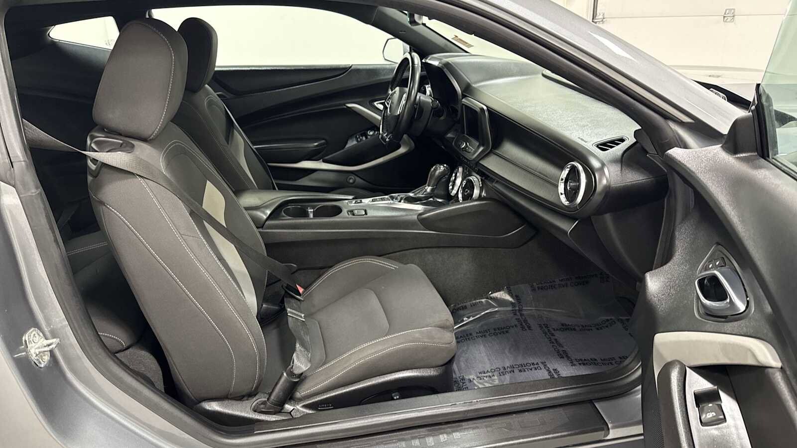 Thumbnail: 2020 Chevrolet Camaro - 29