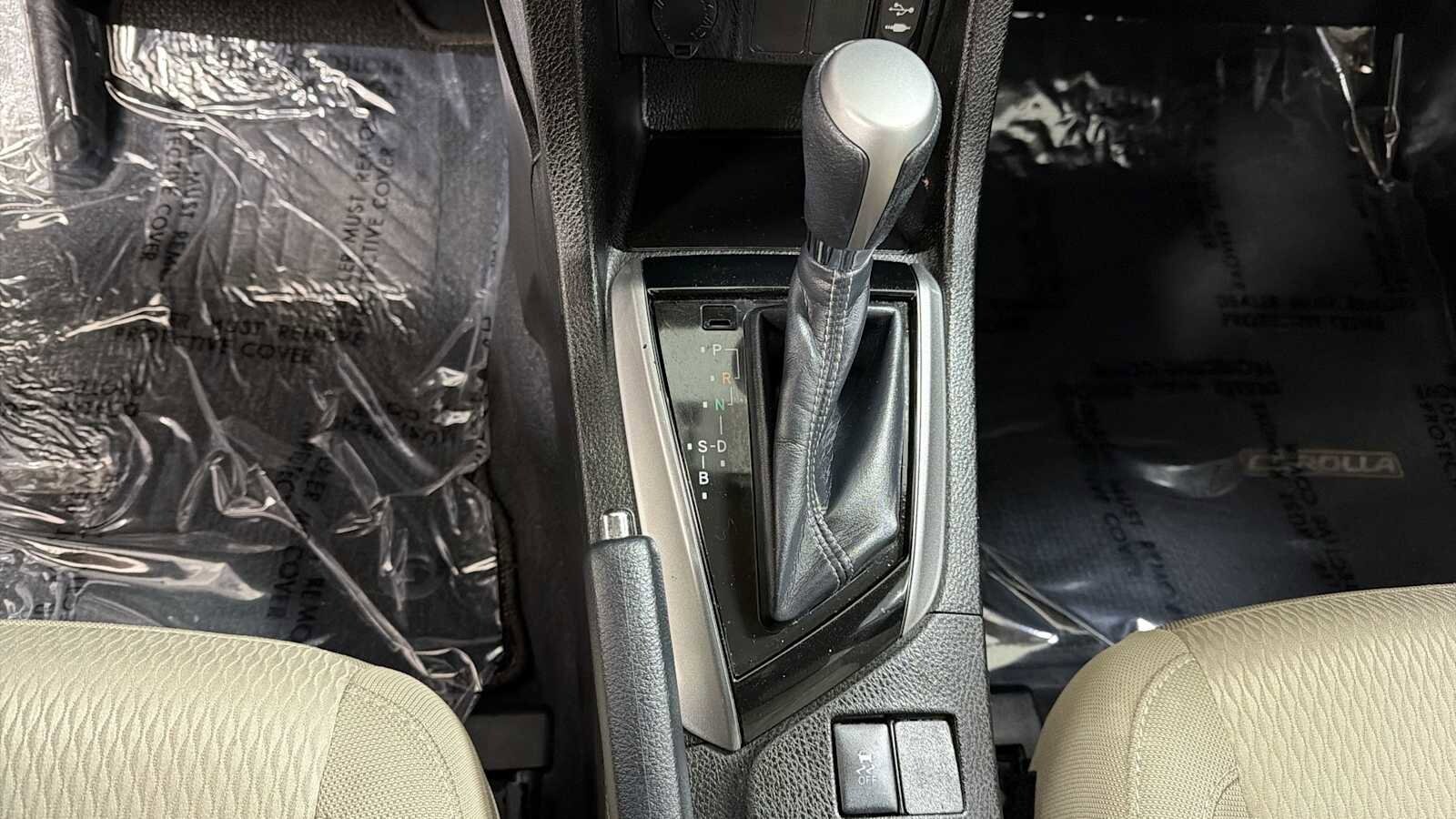 Thumbnail: 2014 Toyota Corolla - 21