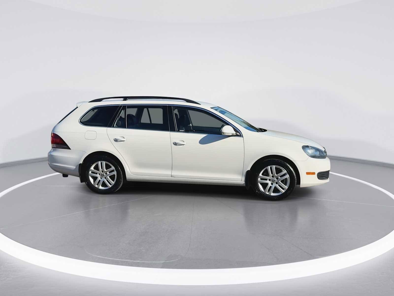 Thumbnail: 2011 Volkswagen Jetta - 9