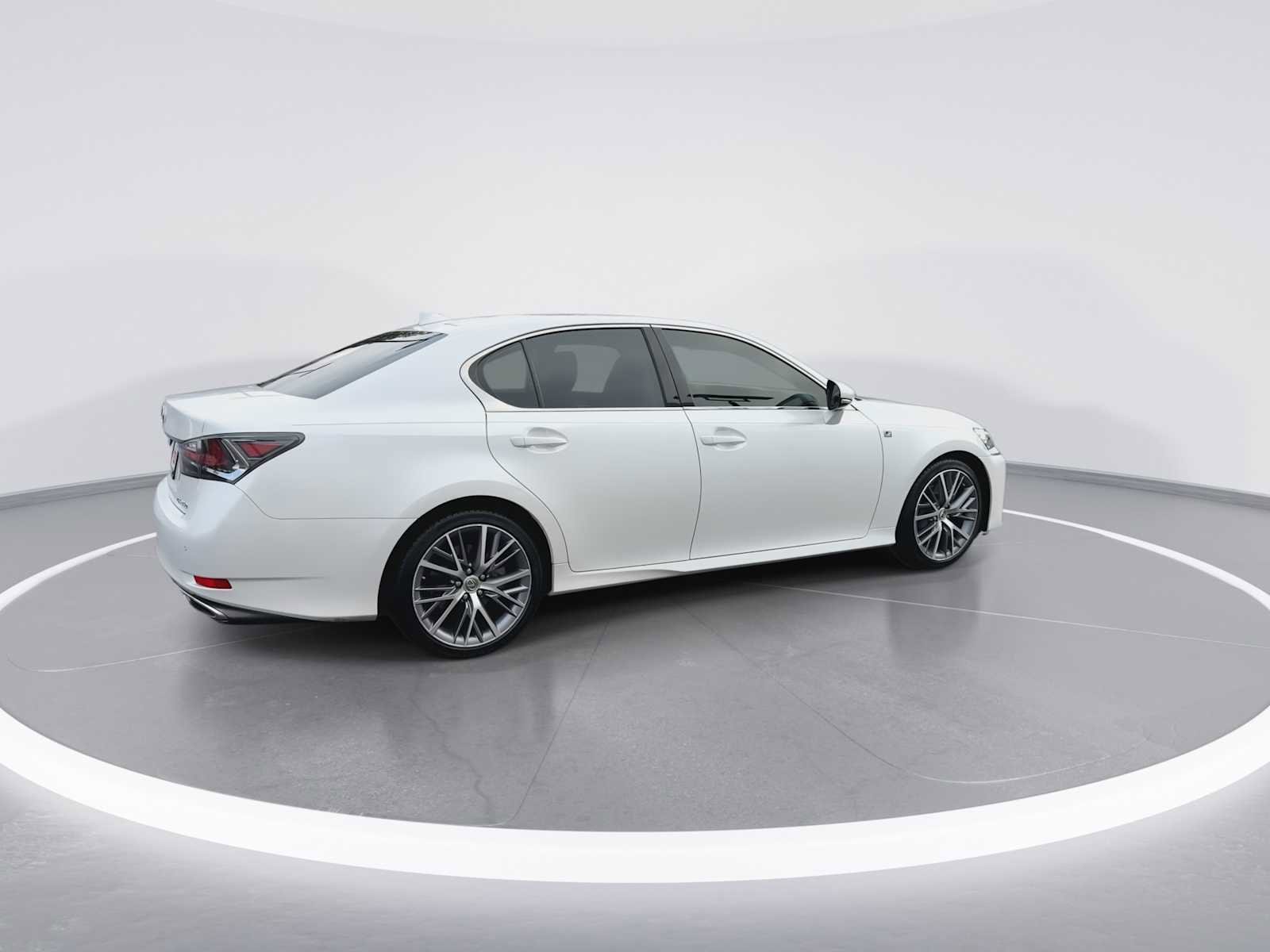 Thumbnail: 2018 Lexus GS - 8