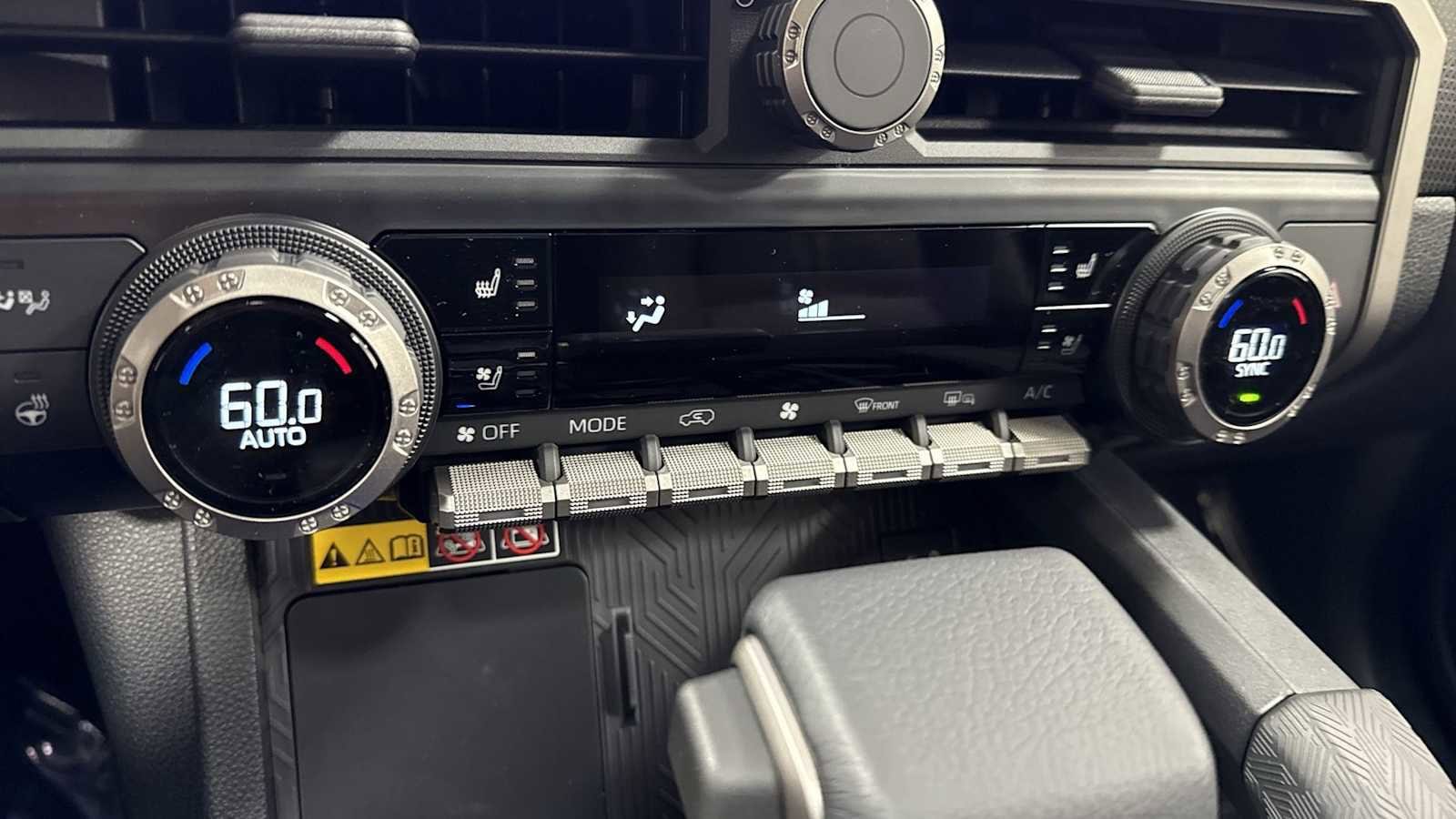 Thumbnail: 2025 Toyota 4Runner - 21