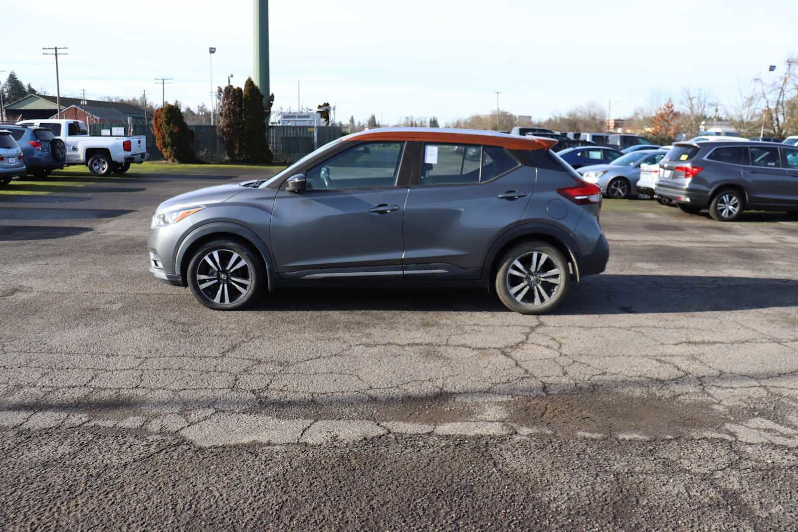 Thumbnail: 2019 Nissan Kicks - 8