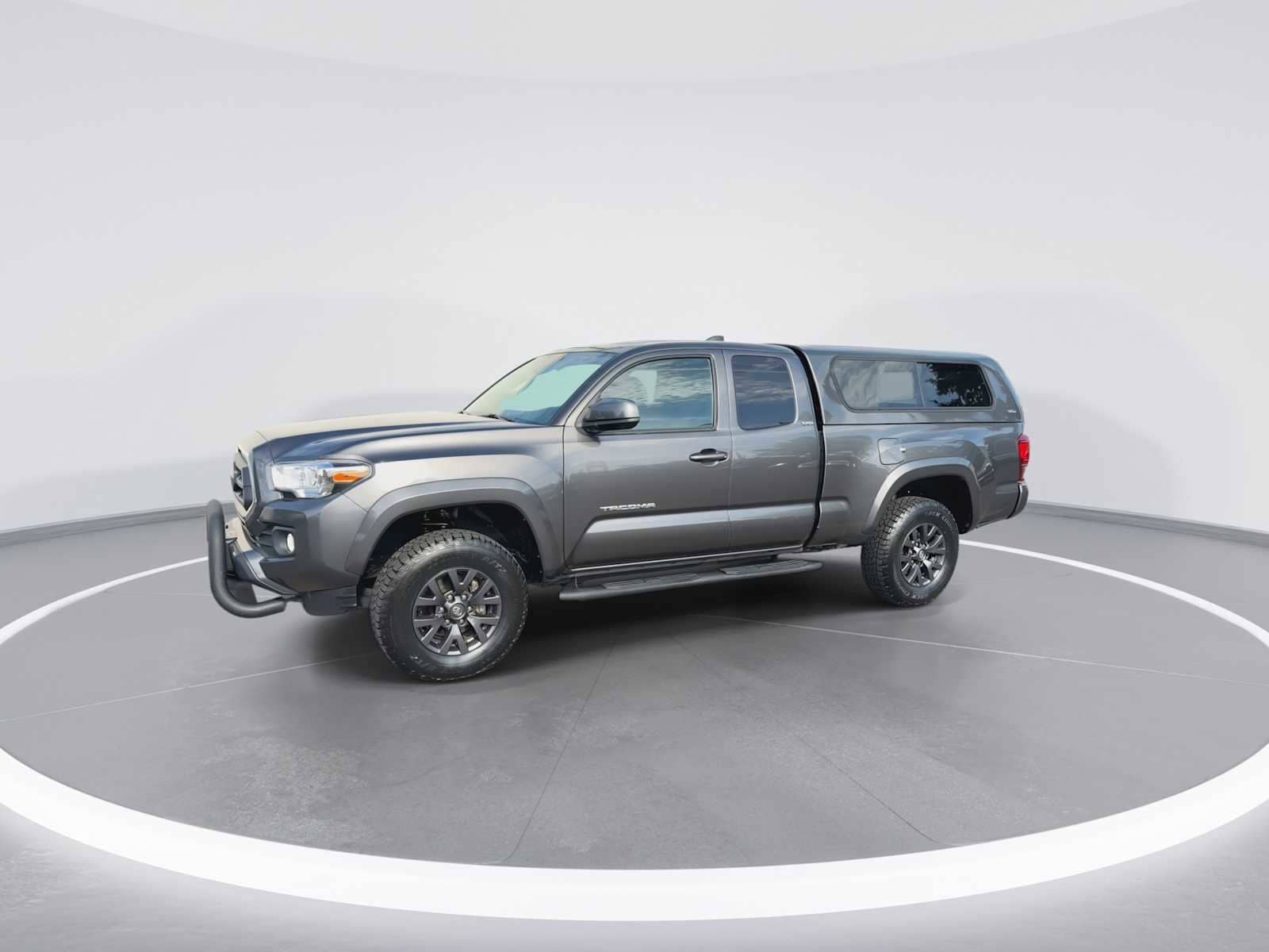 Thumbnail: 2022 Toyota Tacoma - 4