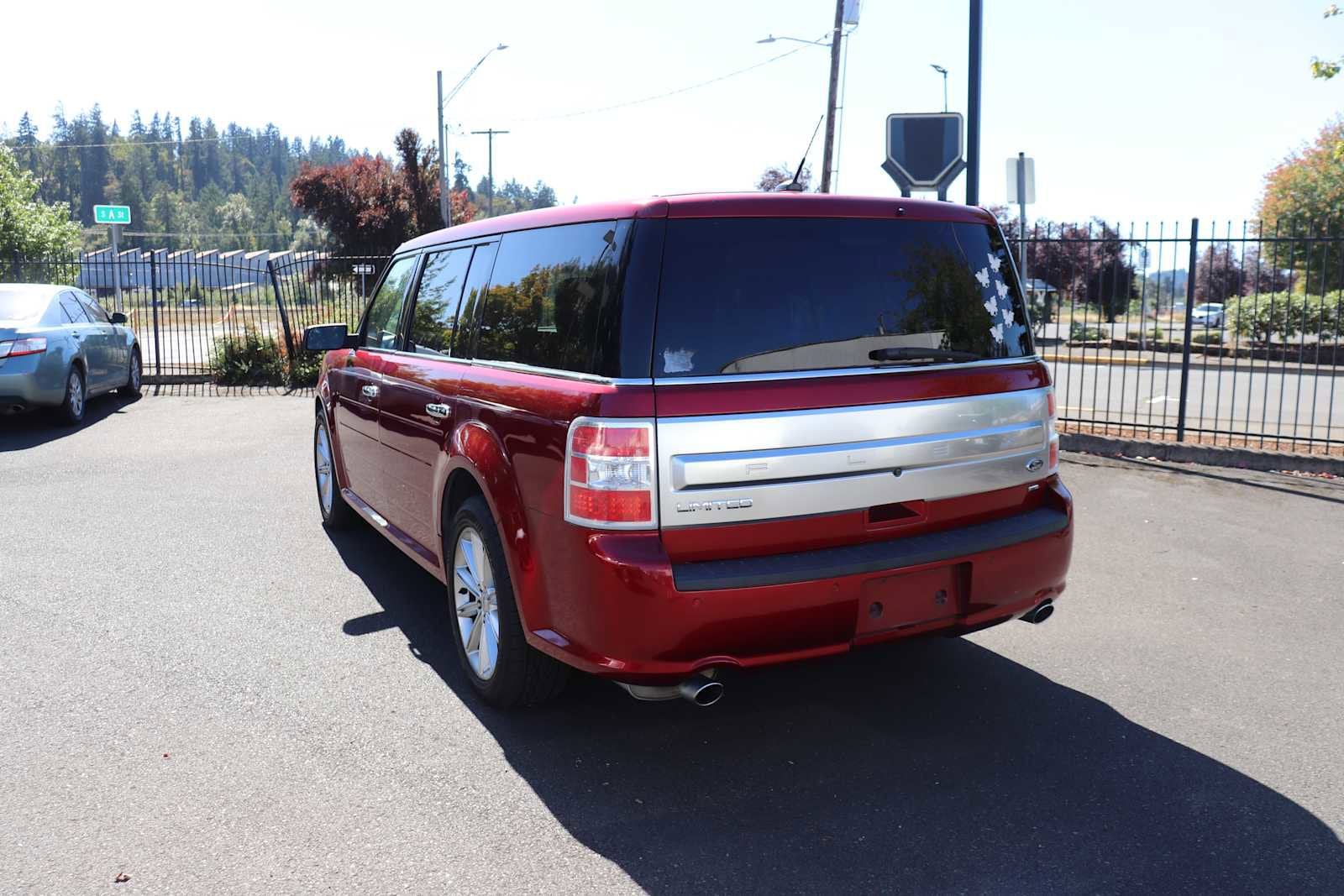 Thumbnail: 2019 Ford Flex - 7