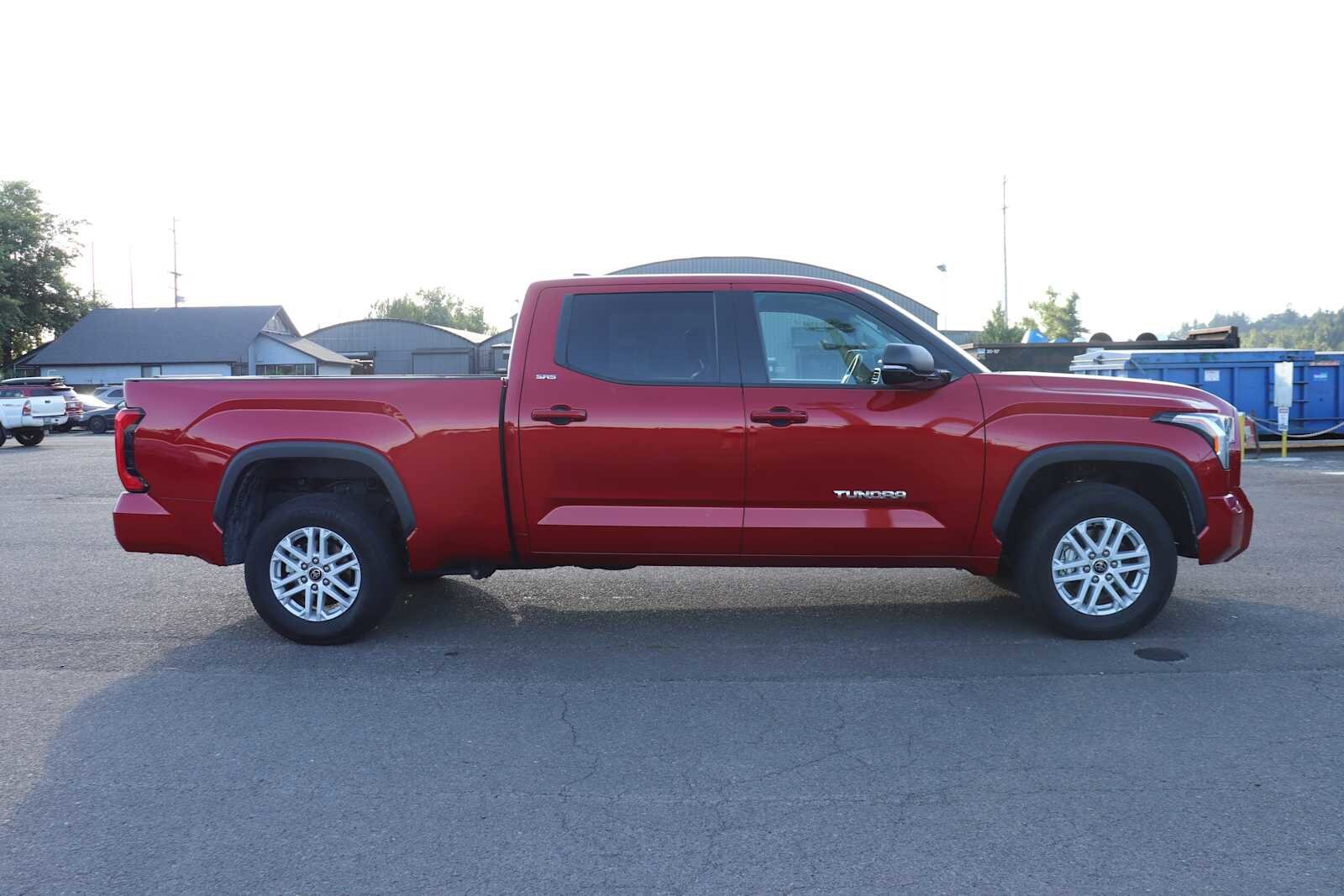 2022 Toyota Tundra SR5 photo 4
