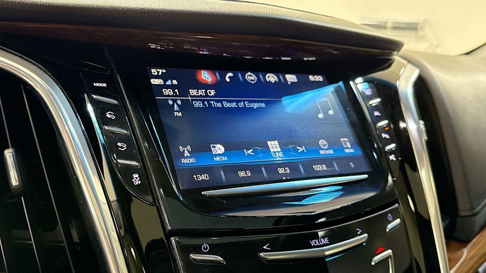 Thumbnail: 2017 Cadillac Escalade - 18