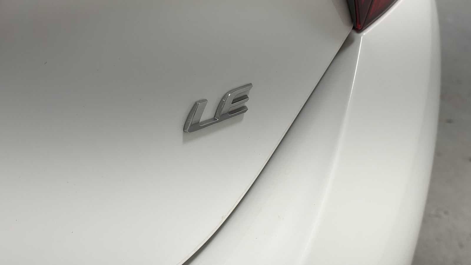 Thumbnail: 2014 Toyota Corolla - 27